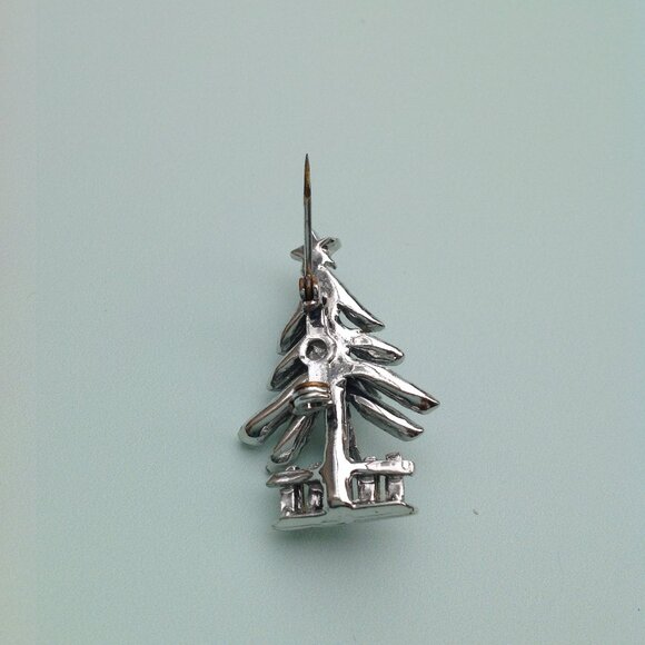 Sparkly Tinsely Silver Christmas Tree Brooch w Diamond and Emerald Cut Crystals - Picture 7 of 9